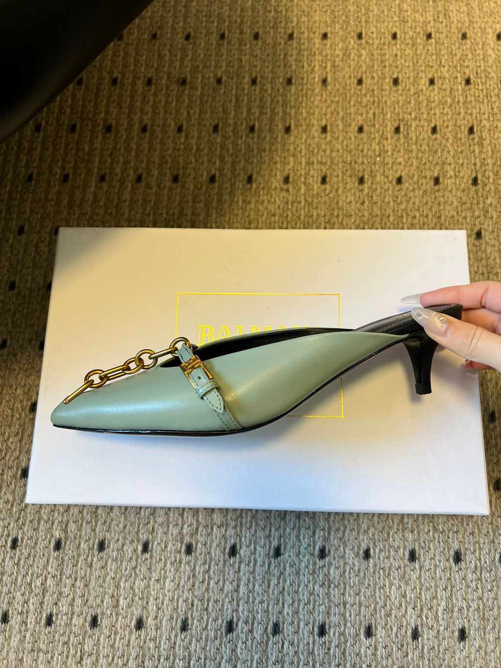 BALMAIN 26S GOLD CHAIN HIGH HEEL MULES 45 MM IN MINT GREEN CALFSKIN