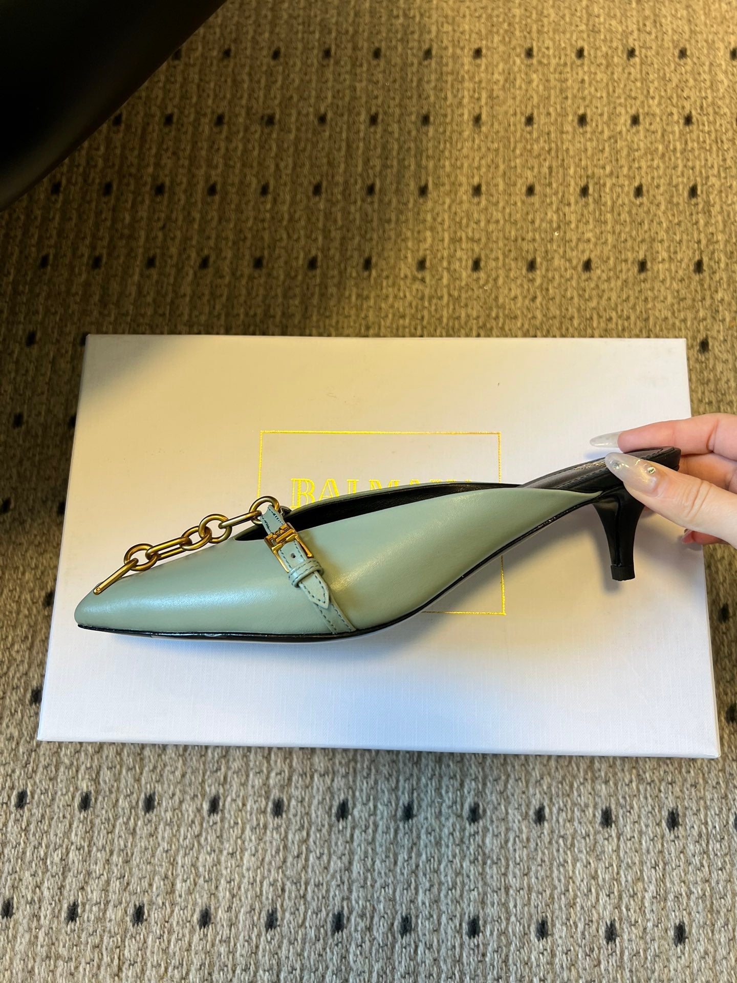 BALMAIN 26S GOLD CHAIN HIGH HEEL MULES 45 MM IN MINT GREEN CALFSKIN
