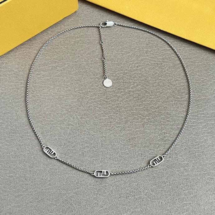 FENDI 26S FF LOGO CHAIN NECKLACE IN SILVER TONE METAL 629955
