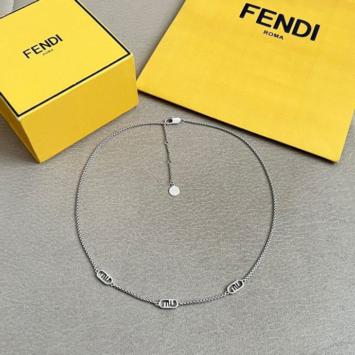 FENDI 26S FF LOGO CHAIN NECKLACE IN SILVER TONE METAL 629955