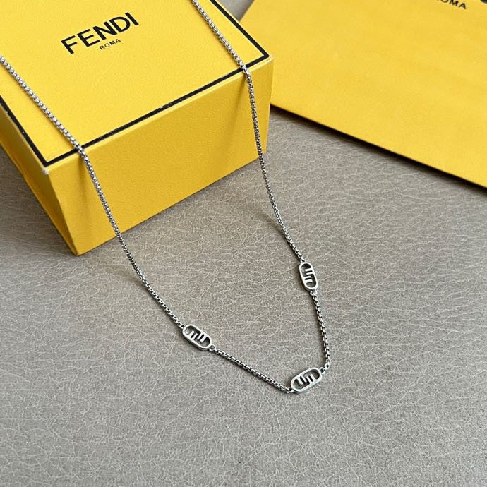 FENDI 26S FF LOGO CHAIN NECKLACE IN SILVER TONE METAL 629955