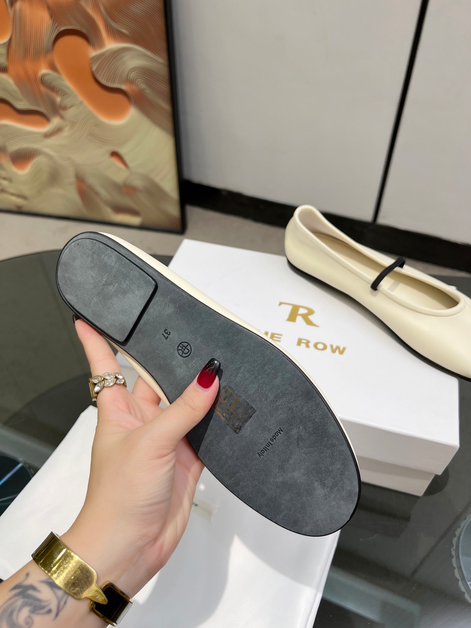 THE ROW 26S BALLET FLATS IN IVORY WHITE CALFSKIN