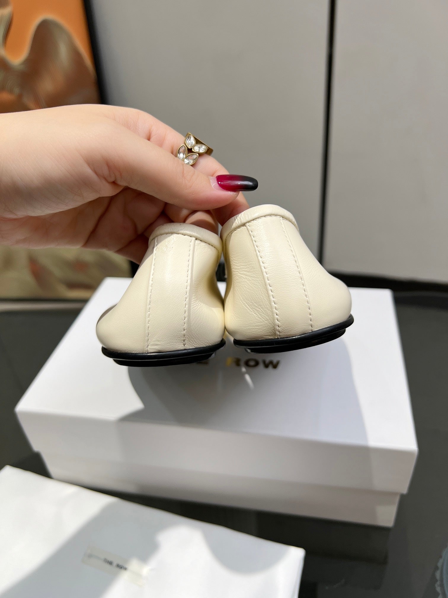 THE ROW 26S BALLET FLATS IN IVORY WHITE CALFSKIN