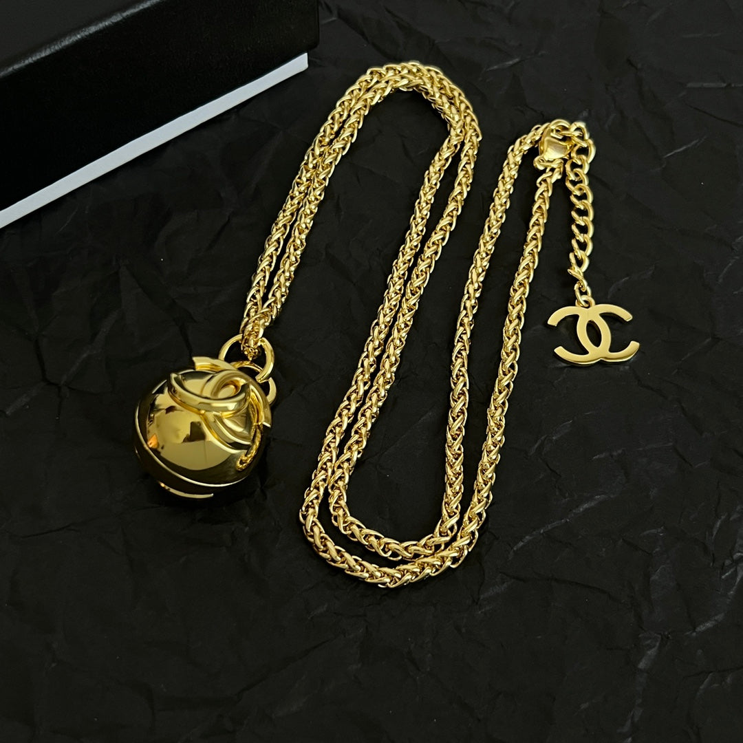 CHANEL 26S DOUBLE C LOGO SPHERE PENDANT CHAIN NECKLACE IN GOLD METAL 630892