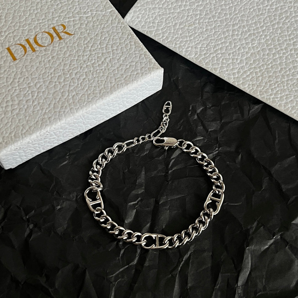 CD 26S LOGO LINK CHAIN BRACELET IN SILVER METAL 633147