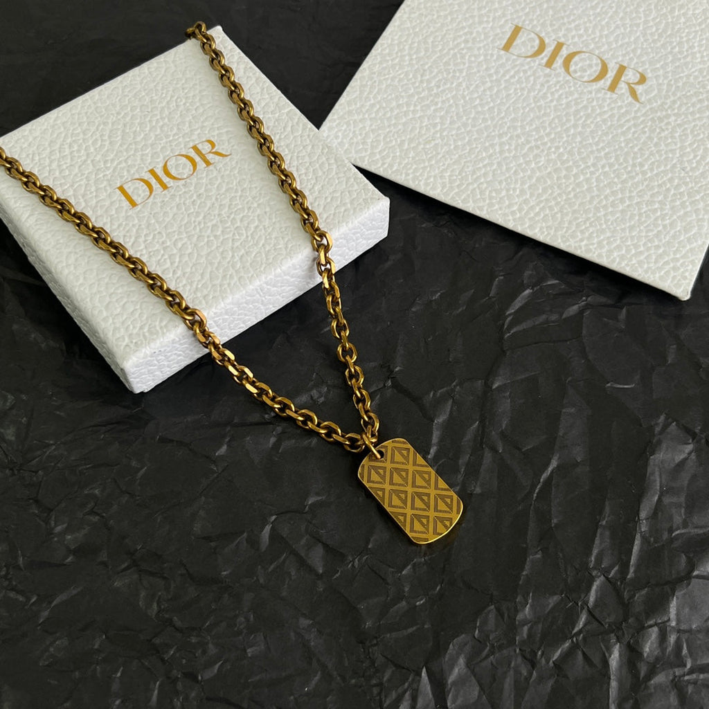CD 26S DIOR OBLIQUE ENGRAVED TAG PENDANT NECKLACE IN GOLD METAL