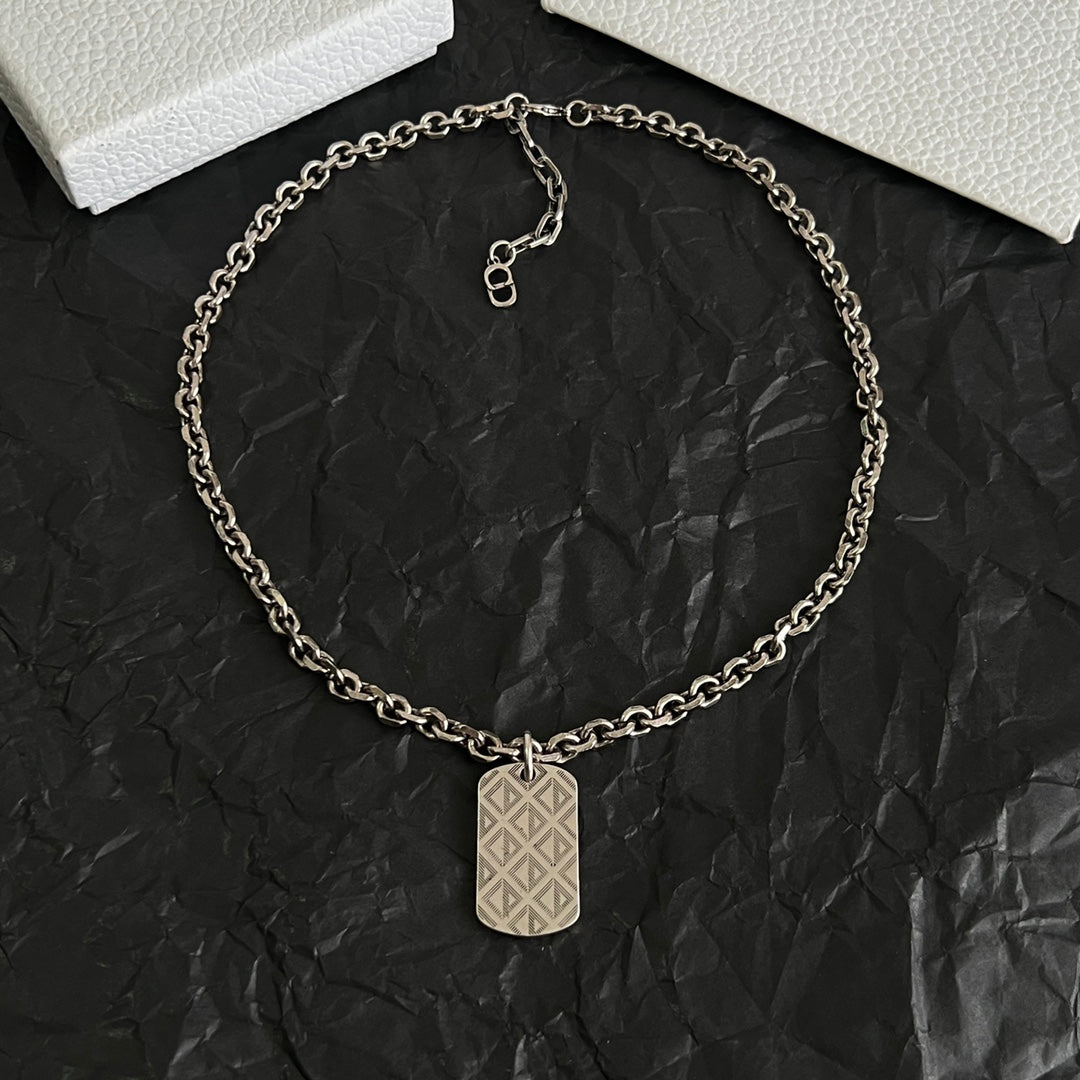 CD 26S DIOR OBLIQUE ENGRAVED TAG PENDANT NECKLACE IN SILVER METAL