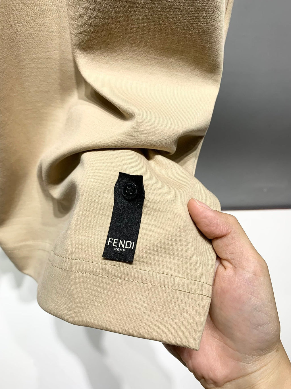 FENDI 26S SHORT SLEEVE T-SHIRT 087