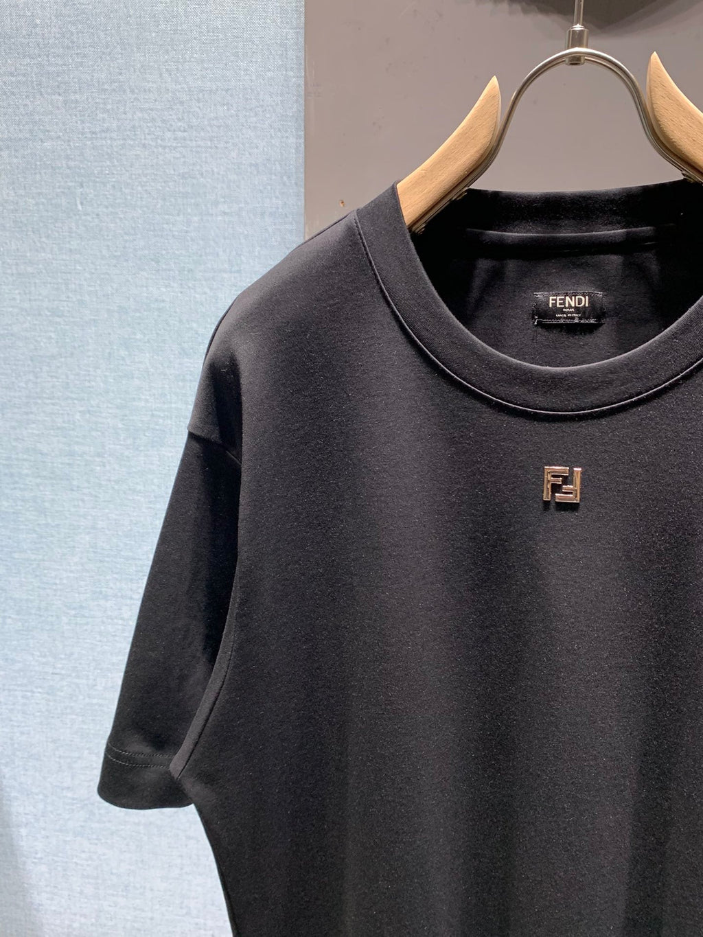 FENDI 26S SHORT SLEEVE T-SHIRT 084