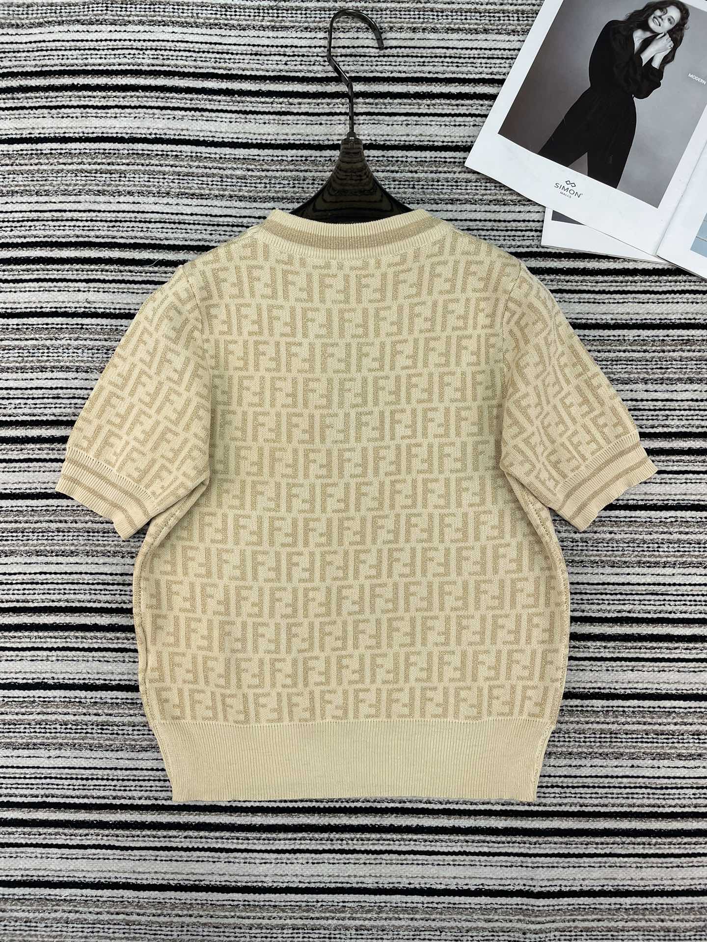 FENDI 26S SHORT SLEEVE KNIT T-SHIRT 125