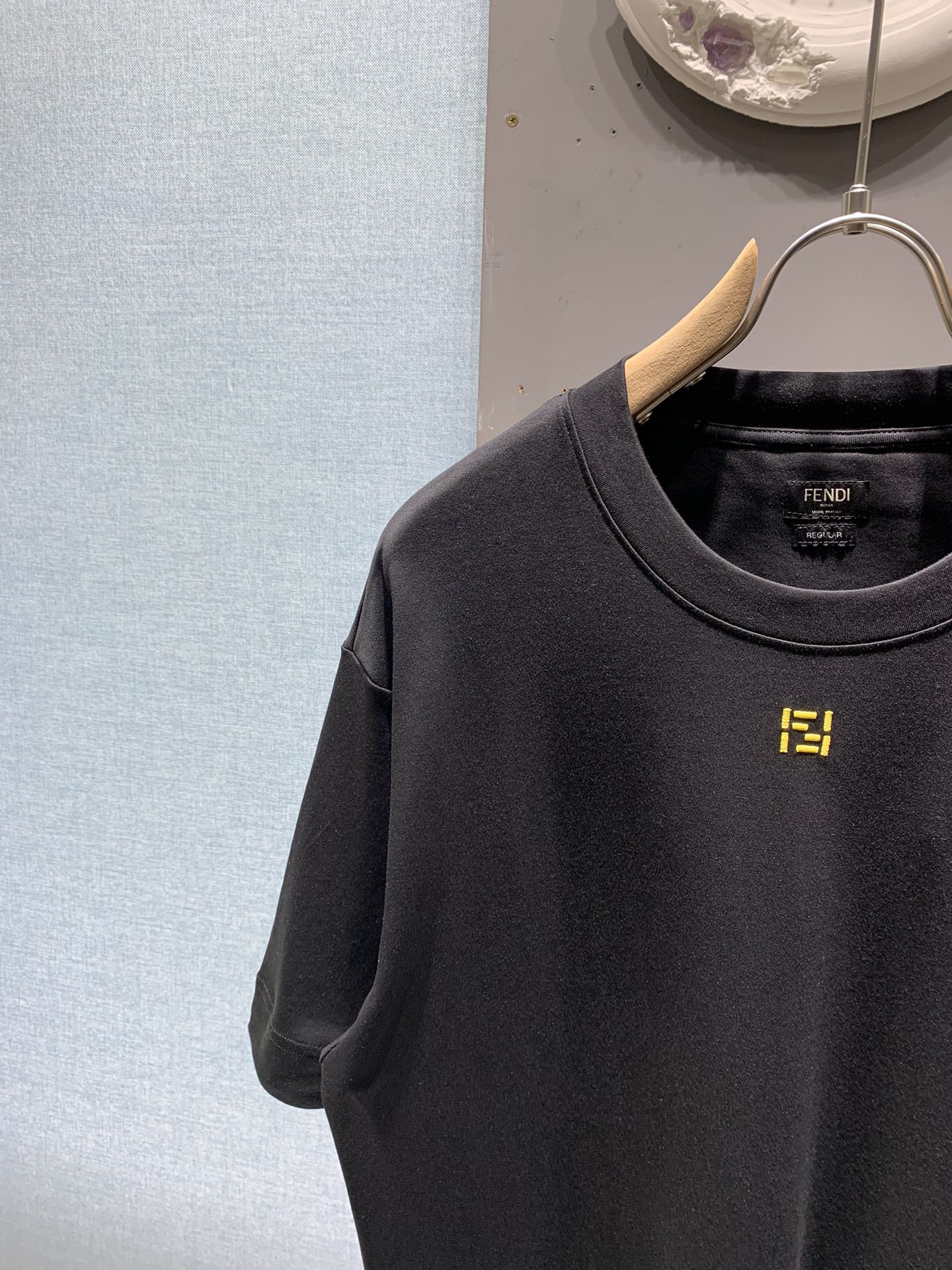 FENDI 26S SHORT SLEEVE T-SHIRT 081