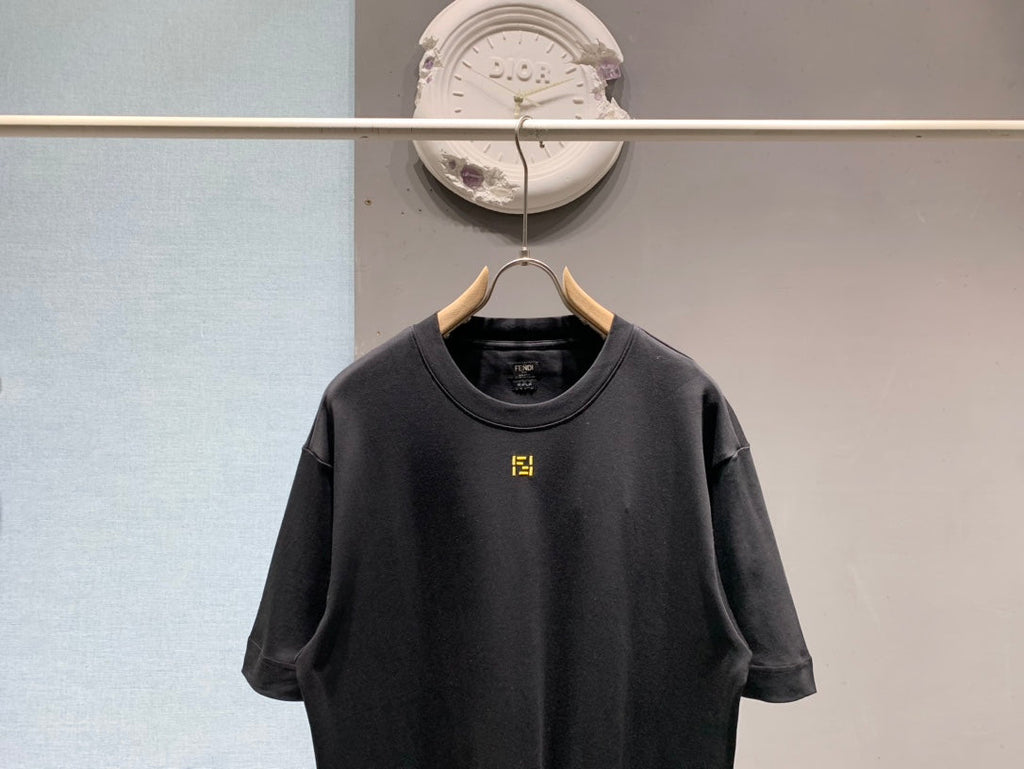 FENDI 26S SHORT SLEEVE T-SHIRT 081