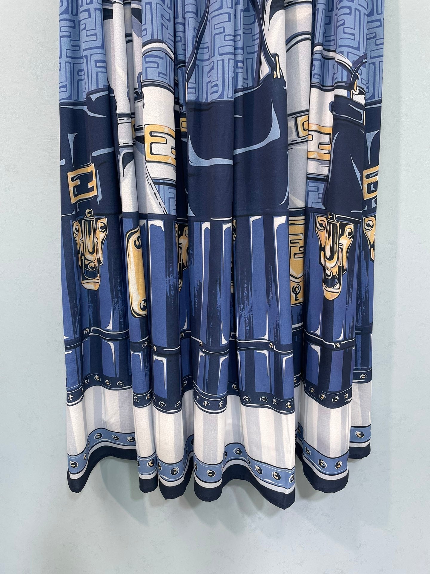 FENDI 26S MIDI SKIRT 104