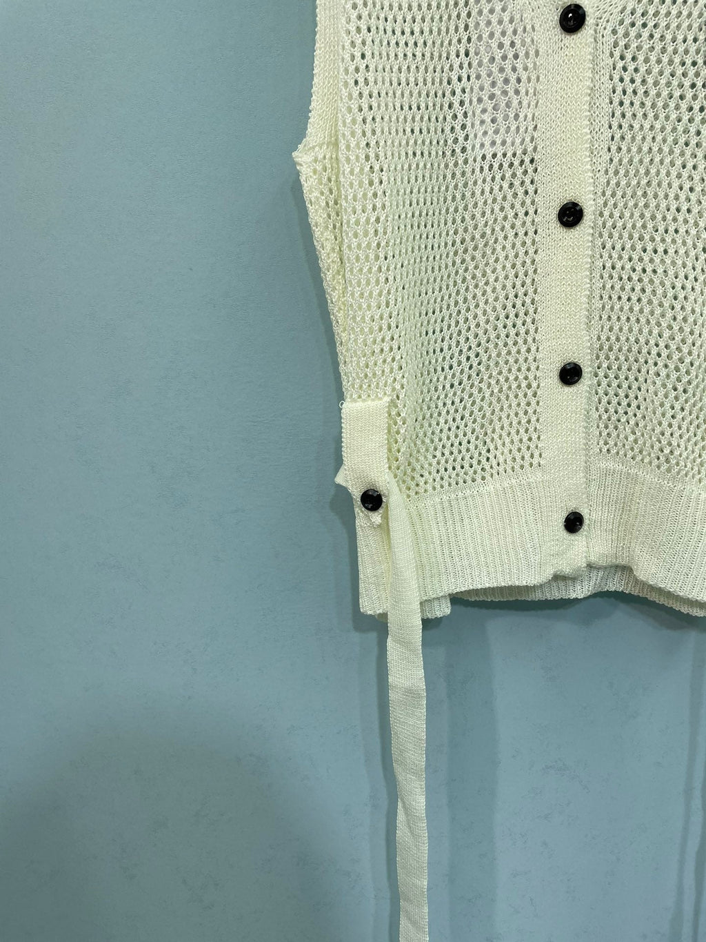 CHANEL 26S SLEEVELESS SWEATER STYLE 1055