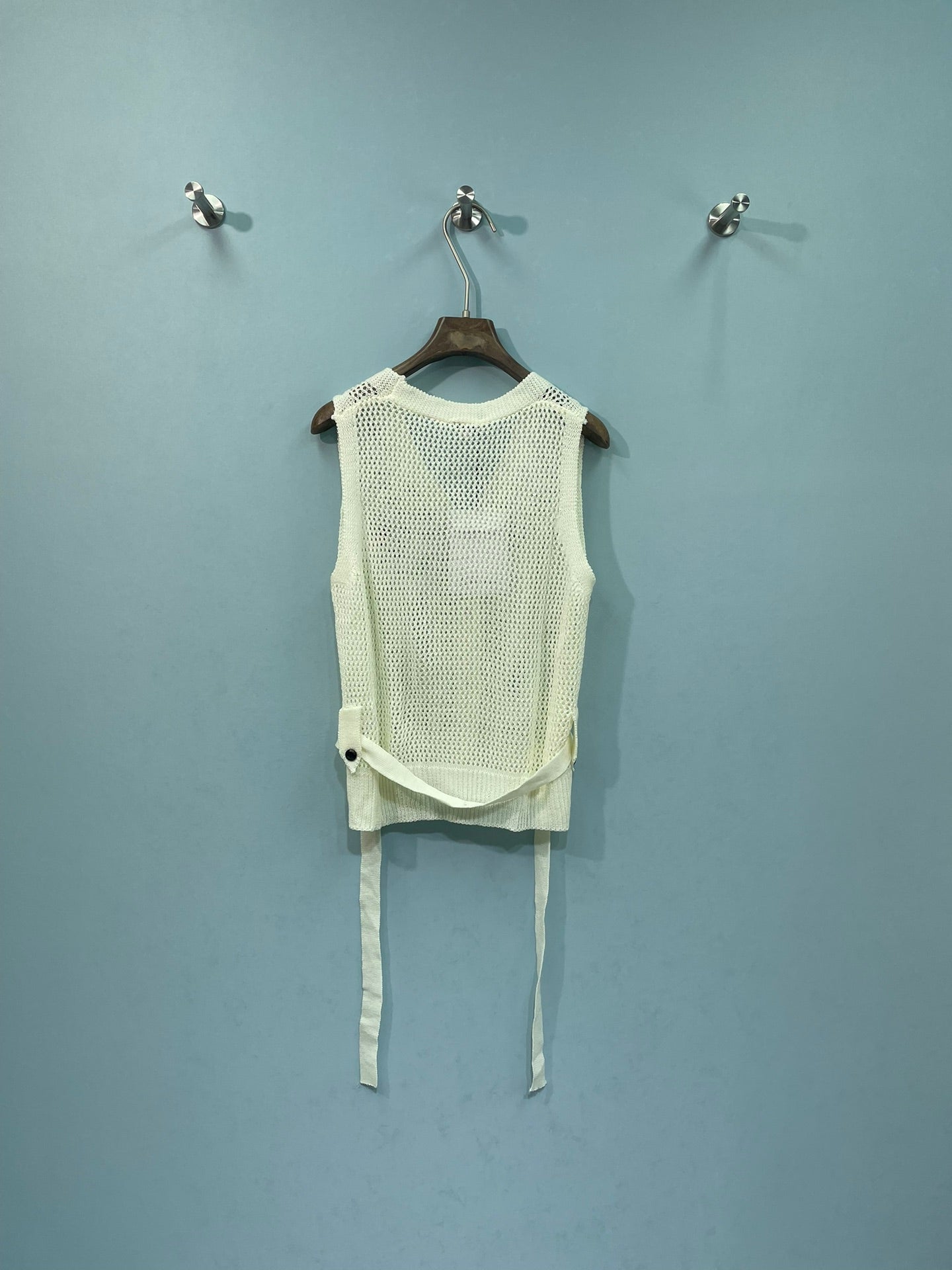 CHANEL 26S SLEEVELESS SWEATER STYLE 1055