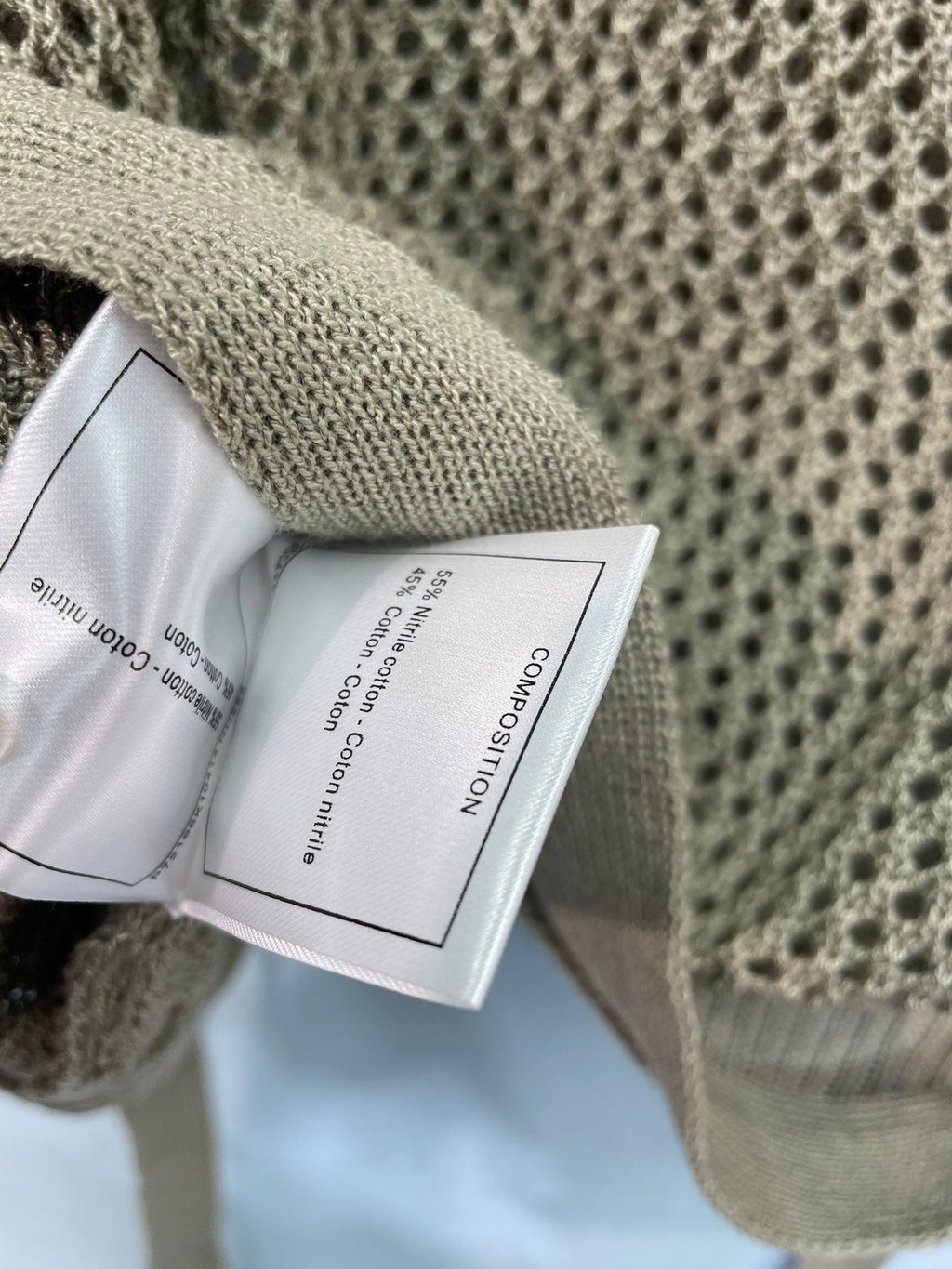 CHANEL 26S SLEEVELESS SWEATER STYLE 1054