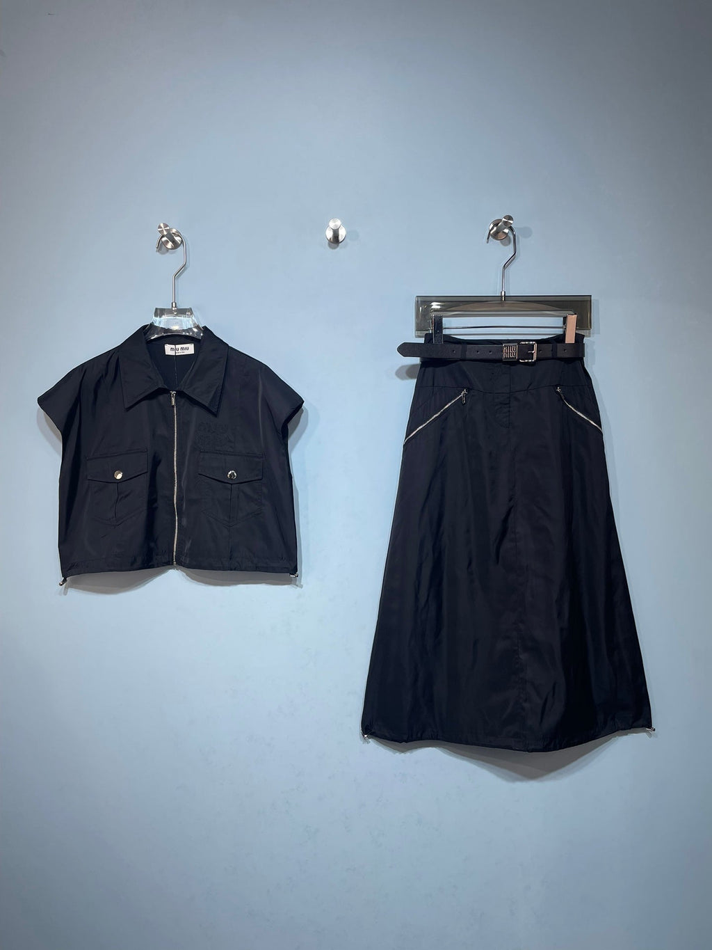 MIUMIU 26S TOP AND SKIRT SET STYLE 1143