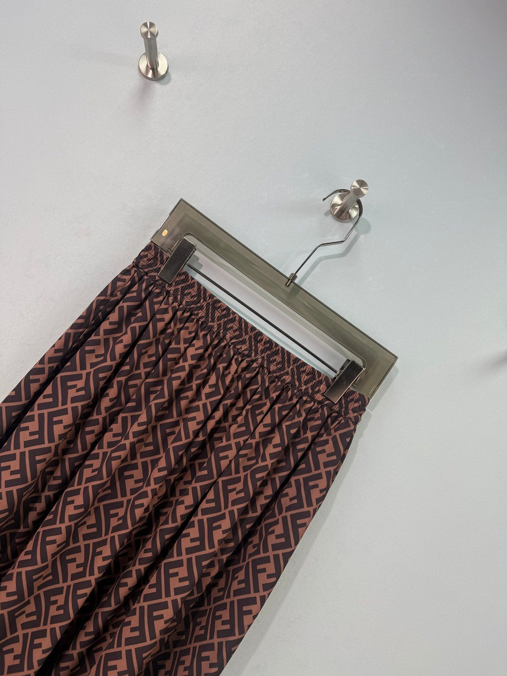 FENDI 26S MIDI SKIRT 019