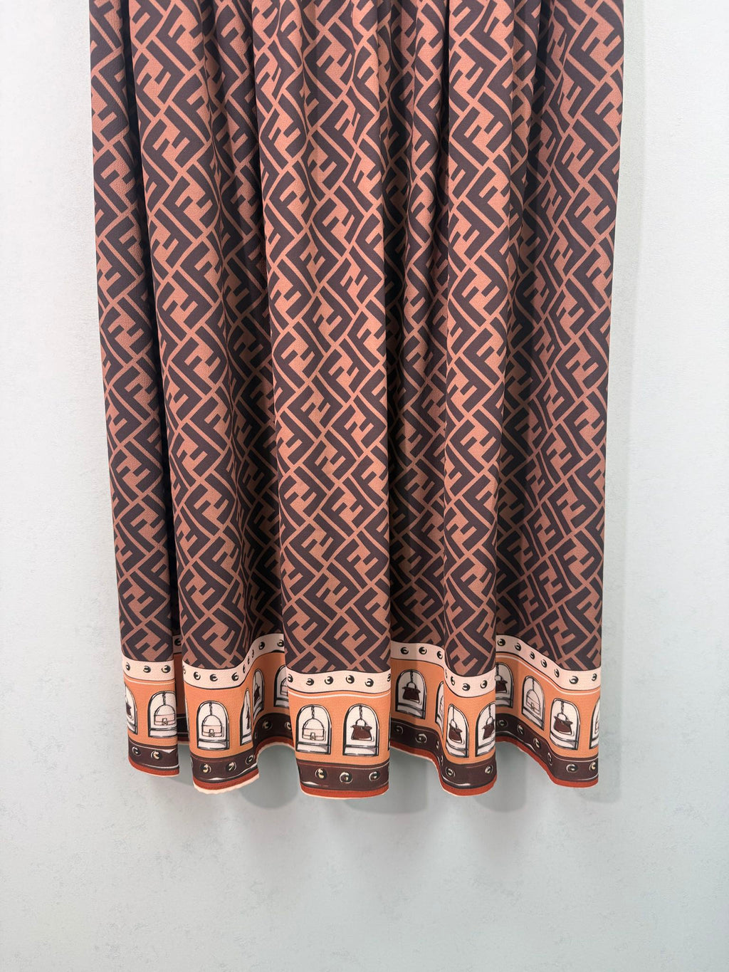 FENDI 26S MIDI SKIRT 019