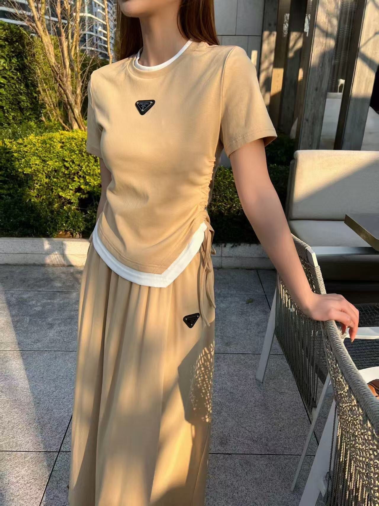 PRADA 26S TOP AND SKIRT SET STYLE 834