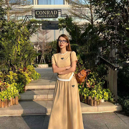 PRADA 26S TOP AND SKIRT SET STYLE 834