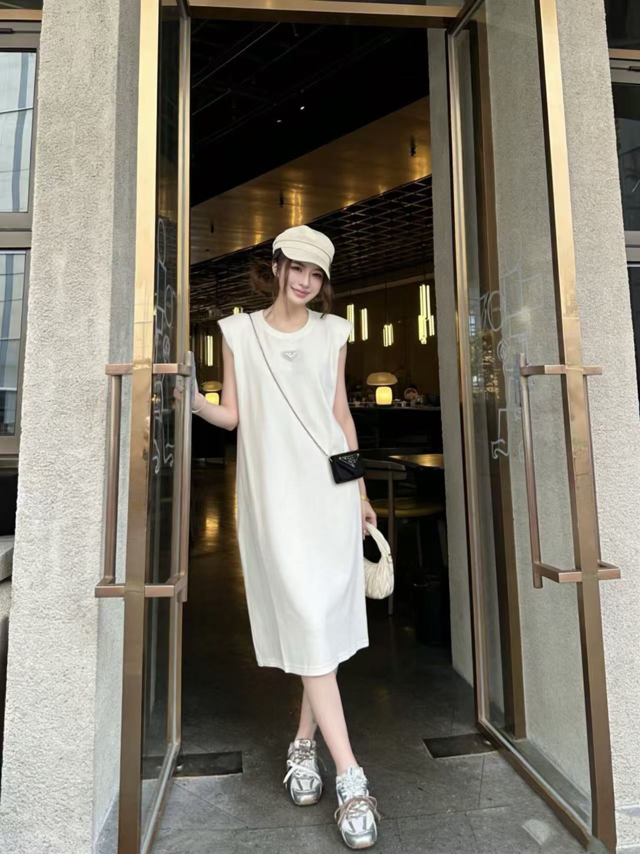 PRADA 26S SLEEVELESS DRESS STYLE 832