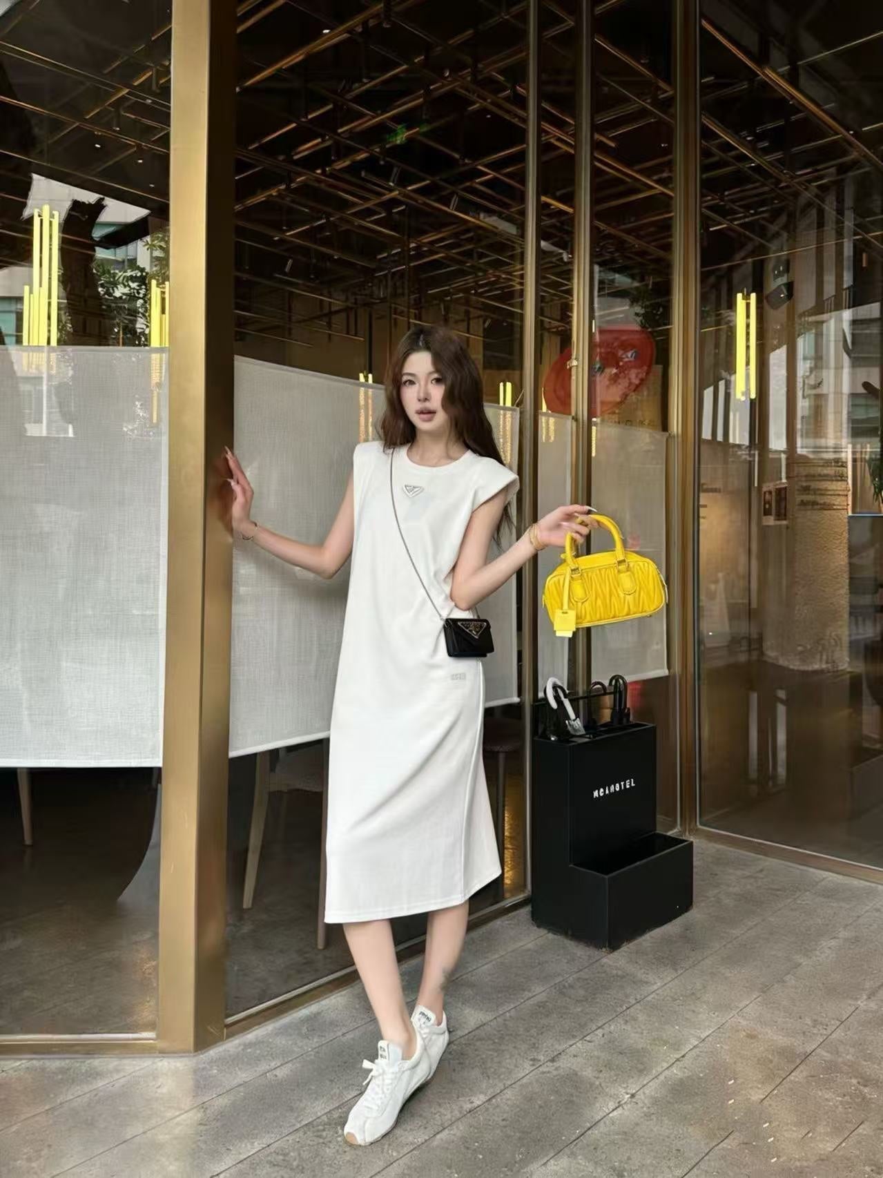PRADA 26S SLEEVELESS DRESS STYLE 832