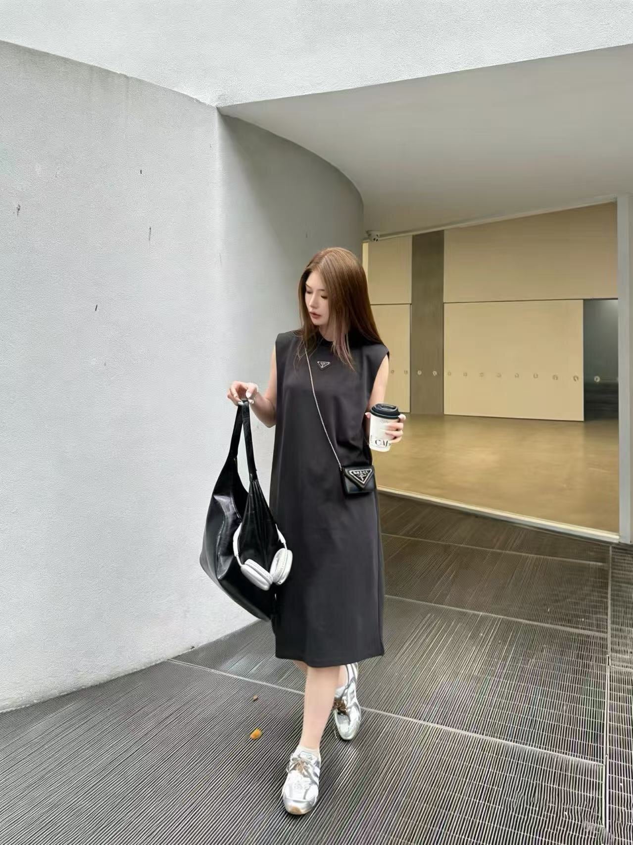 PRADA 26S SLEEVELESS DRESS STYLE 830