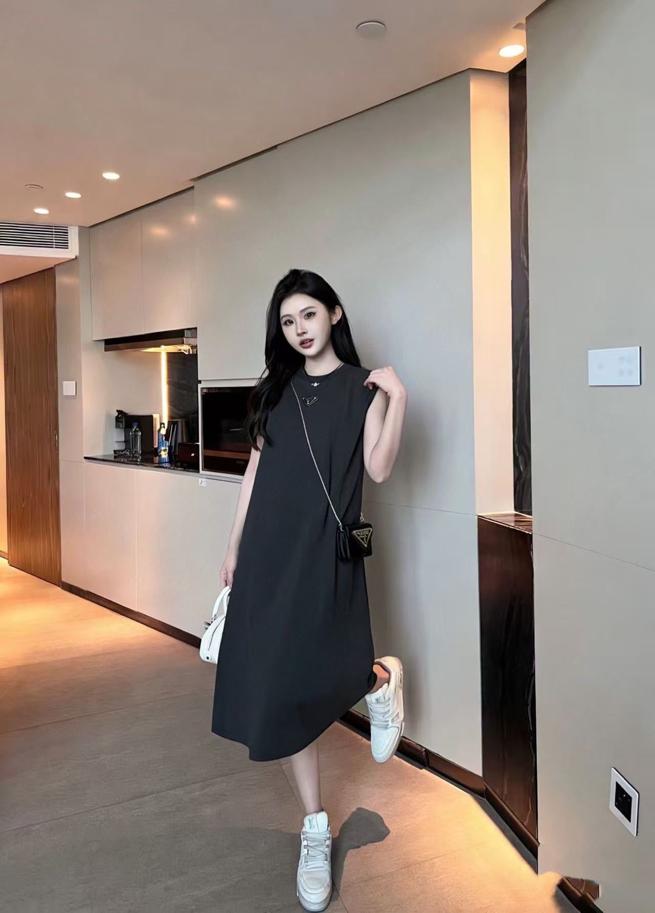 PRADA 26S SLEEVELESS DRESS STYLE 830
