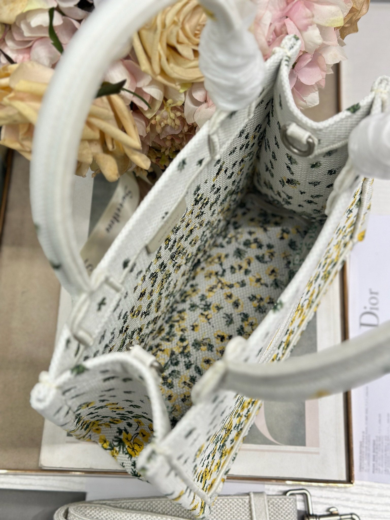 DIOR 26S BOOK TOTE BAG 26 IN WHITE FLORAL EMBROIDERY BAYADERE FABRIC