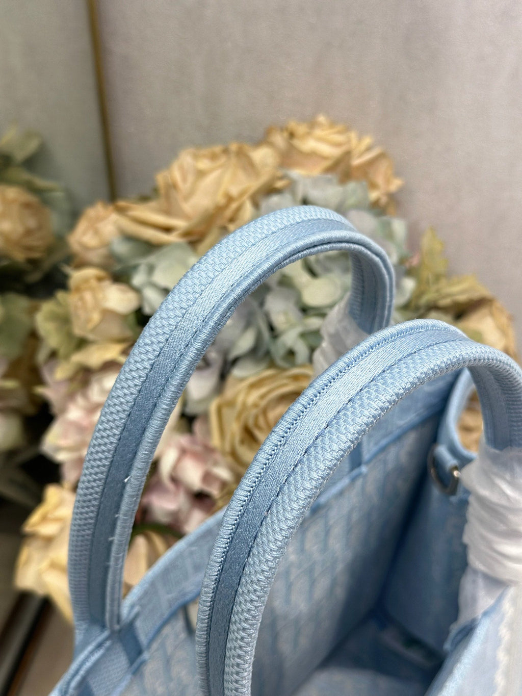 DIOR 26S BOOK TOTE BAG 36 IN BLUE AND WHITE LACE BAYADERE FABRIC