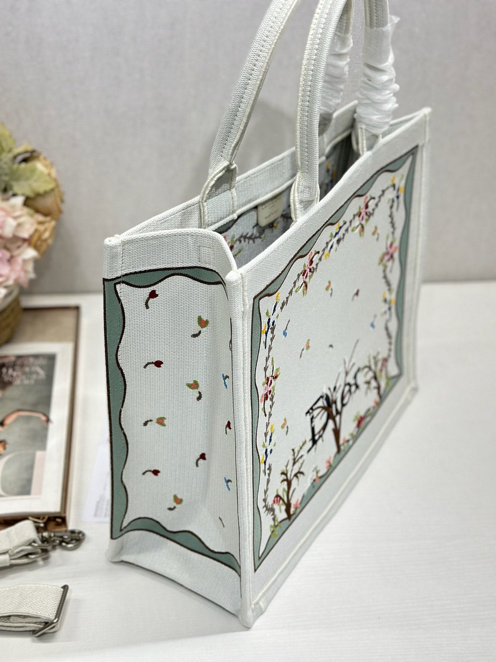DIOR 26S BOOK TOTE BAG 42 IN WHITE BAYADERE FABRIC D-STRIPES EMBROIDERY