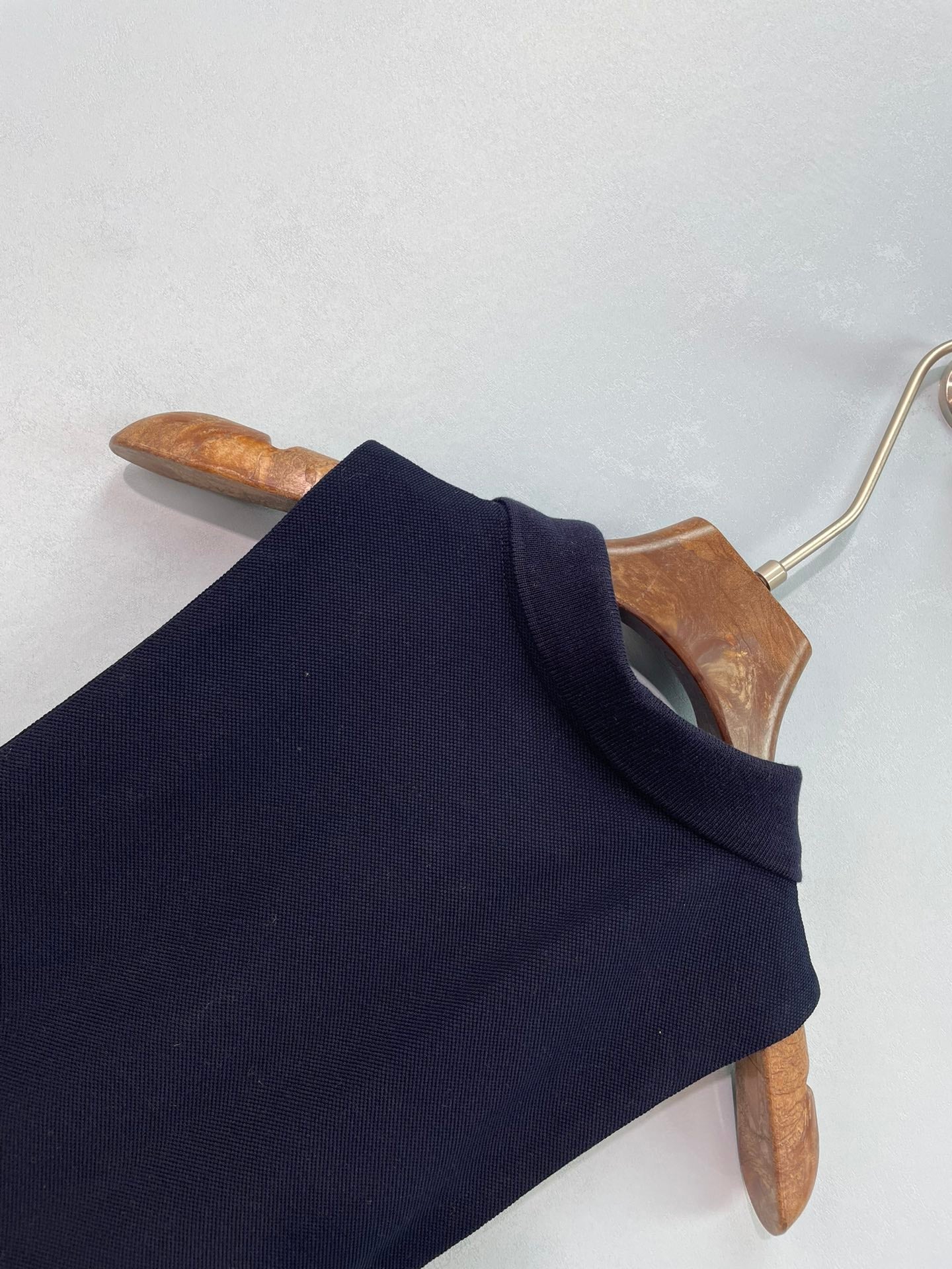 MIUMIU 26S SLEEVELESS POLO TOP STYLE 1087