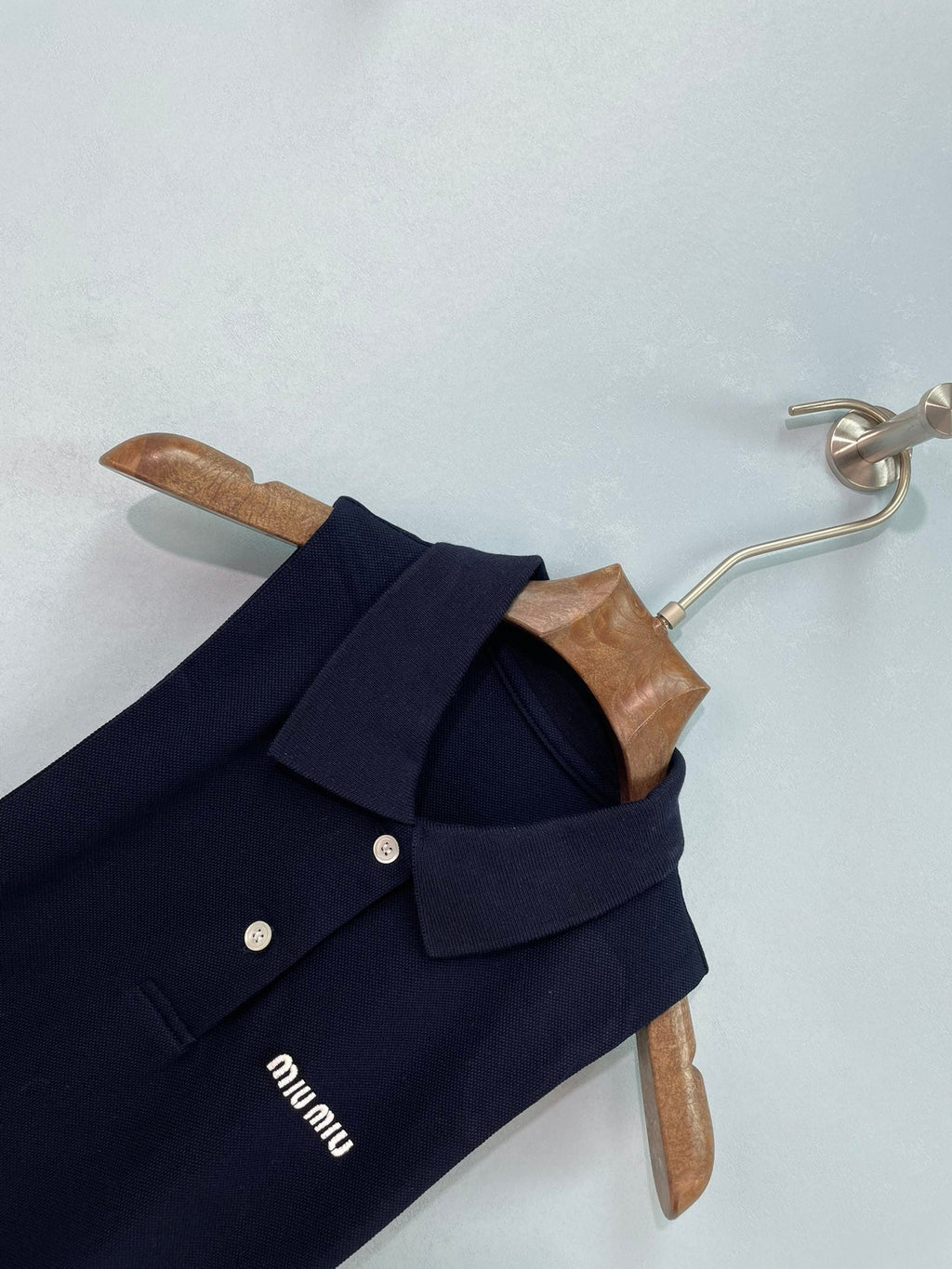 MIUMIU 26S SLEEVELESS POLO TOP STYLE 1087