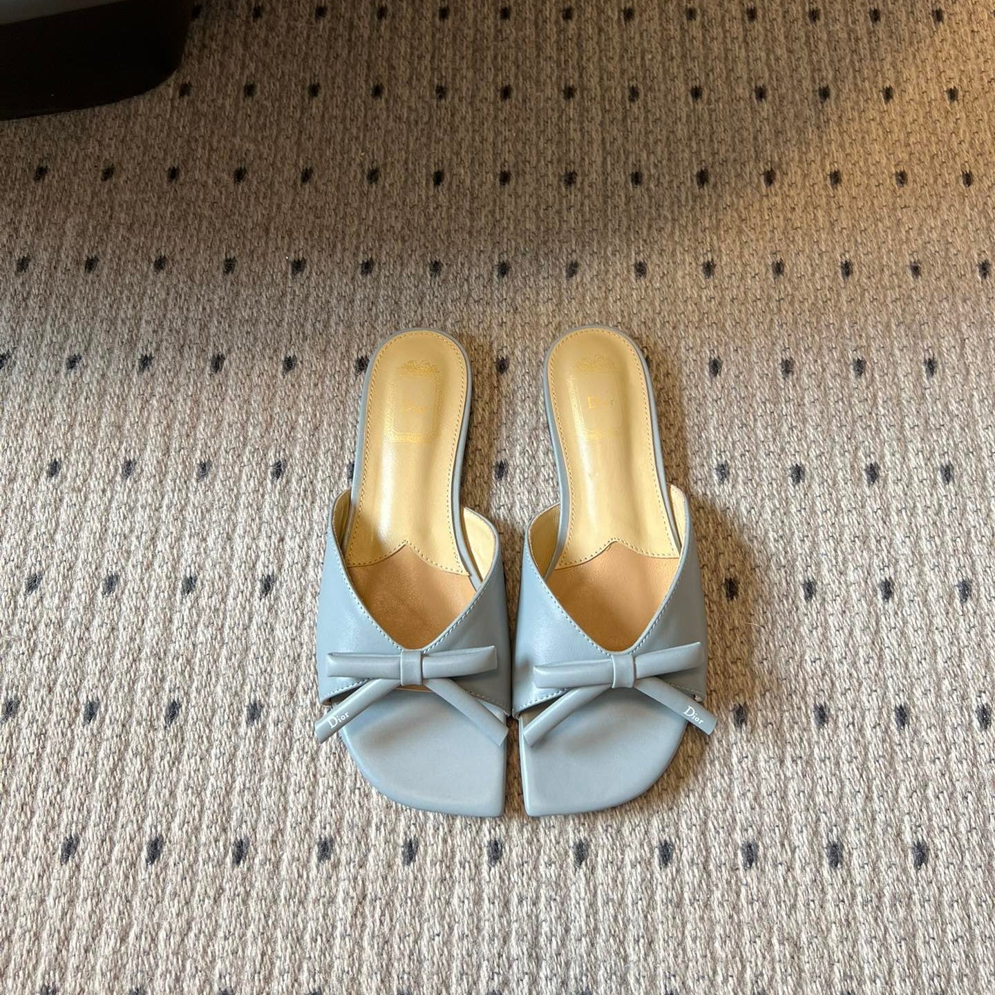 DIOR 26S OBLIQUE BOW MULE IN CLOUD BLUE CALFSKIN