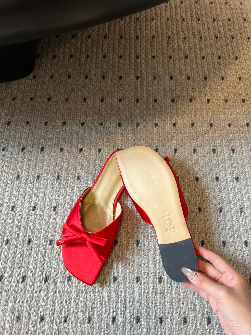 DIOR 26S OBLIQUE BOW MULE IN RED SATIN