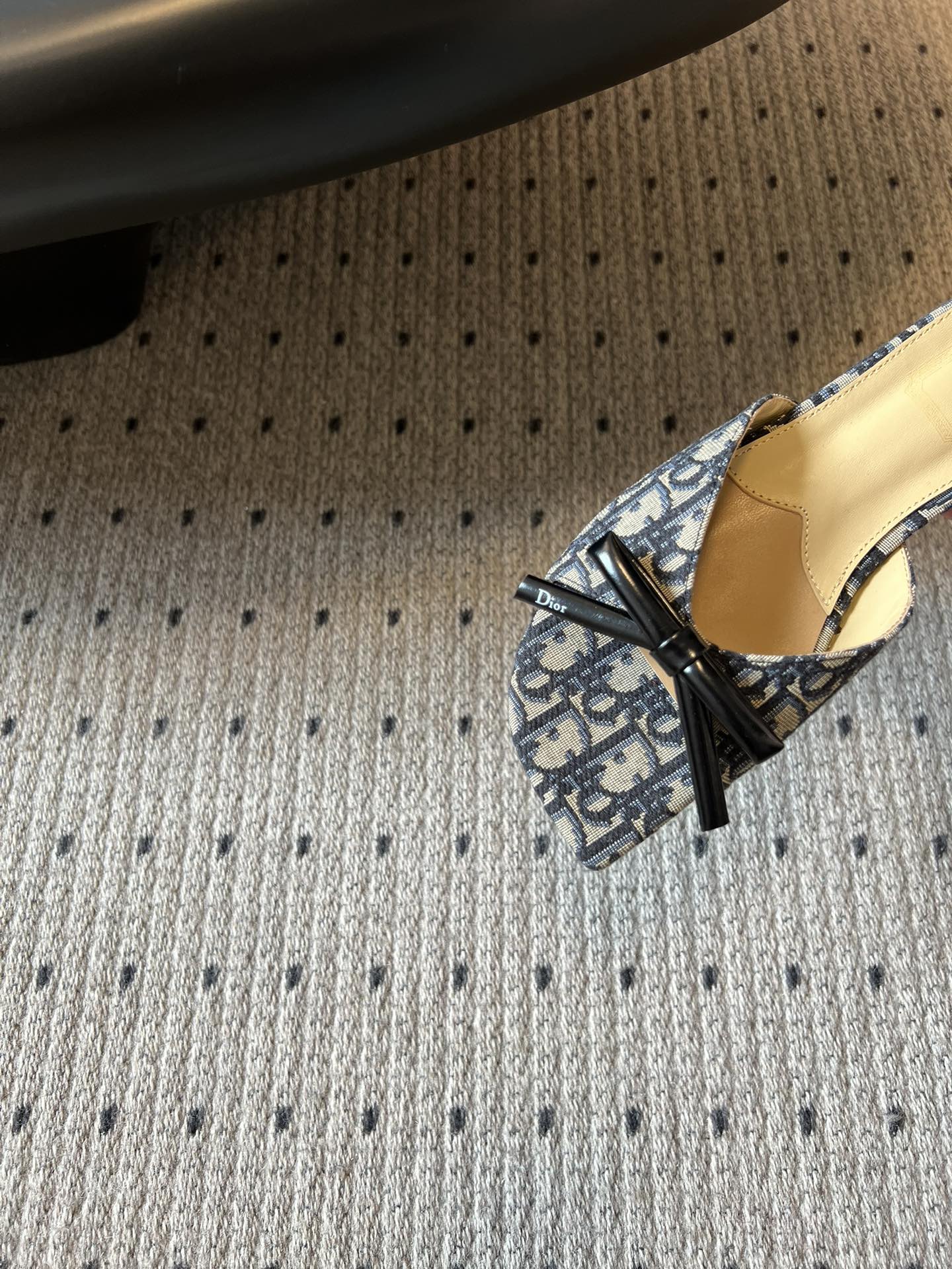 DIOR 26S OBLIQUE BOW MULE IN NAVY BLUE JACQUARD CANVAS