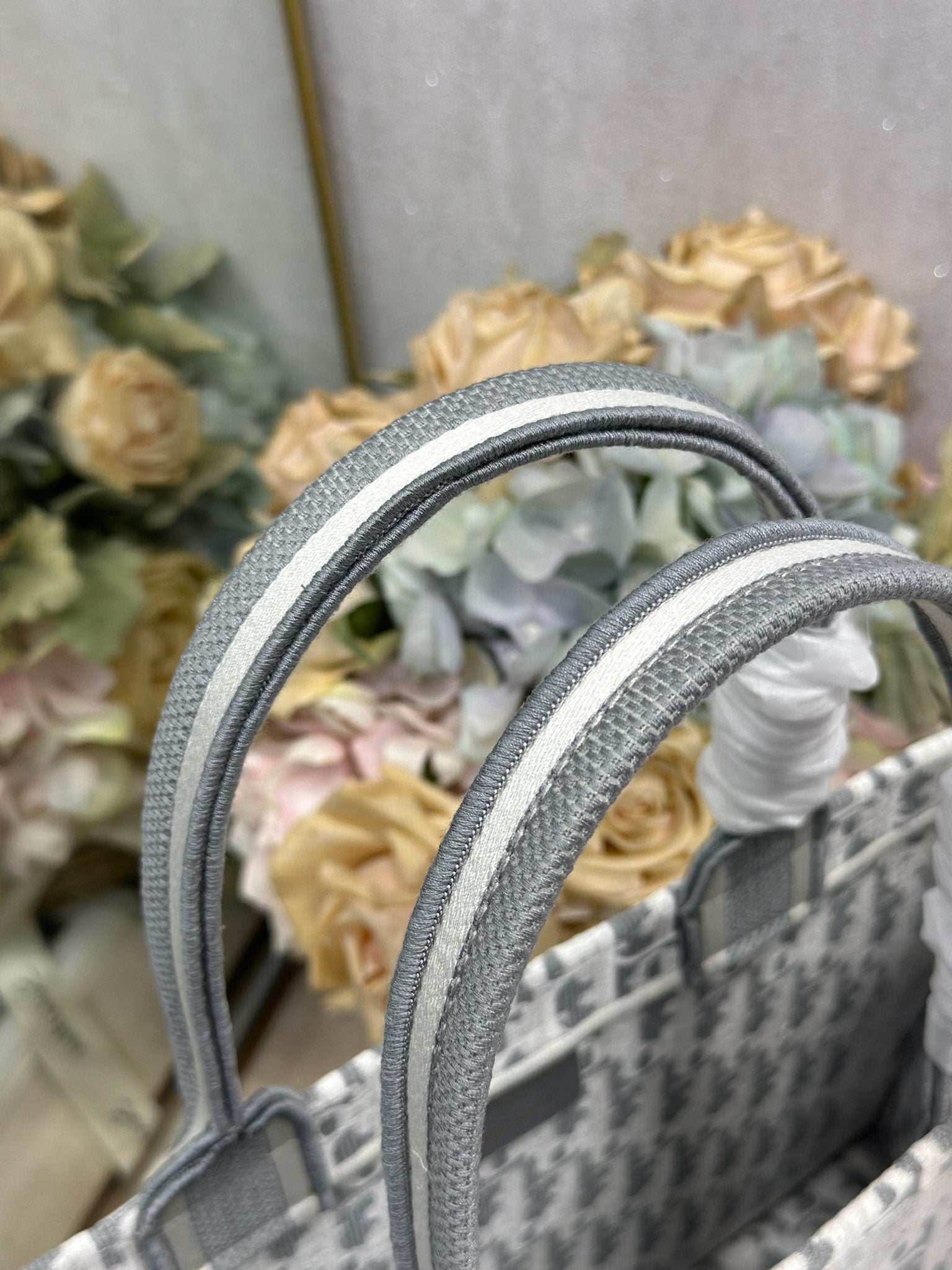DIOR 26S BOOK TOTE BAG 36 IN GREY AND WHITE OBLIQUE JACQUARD