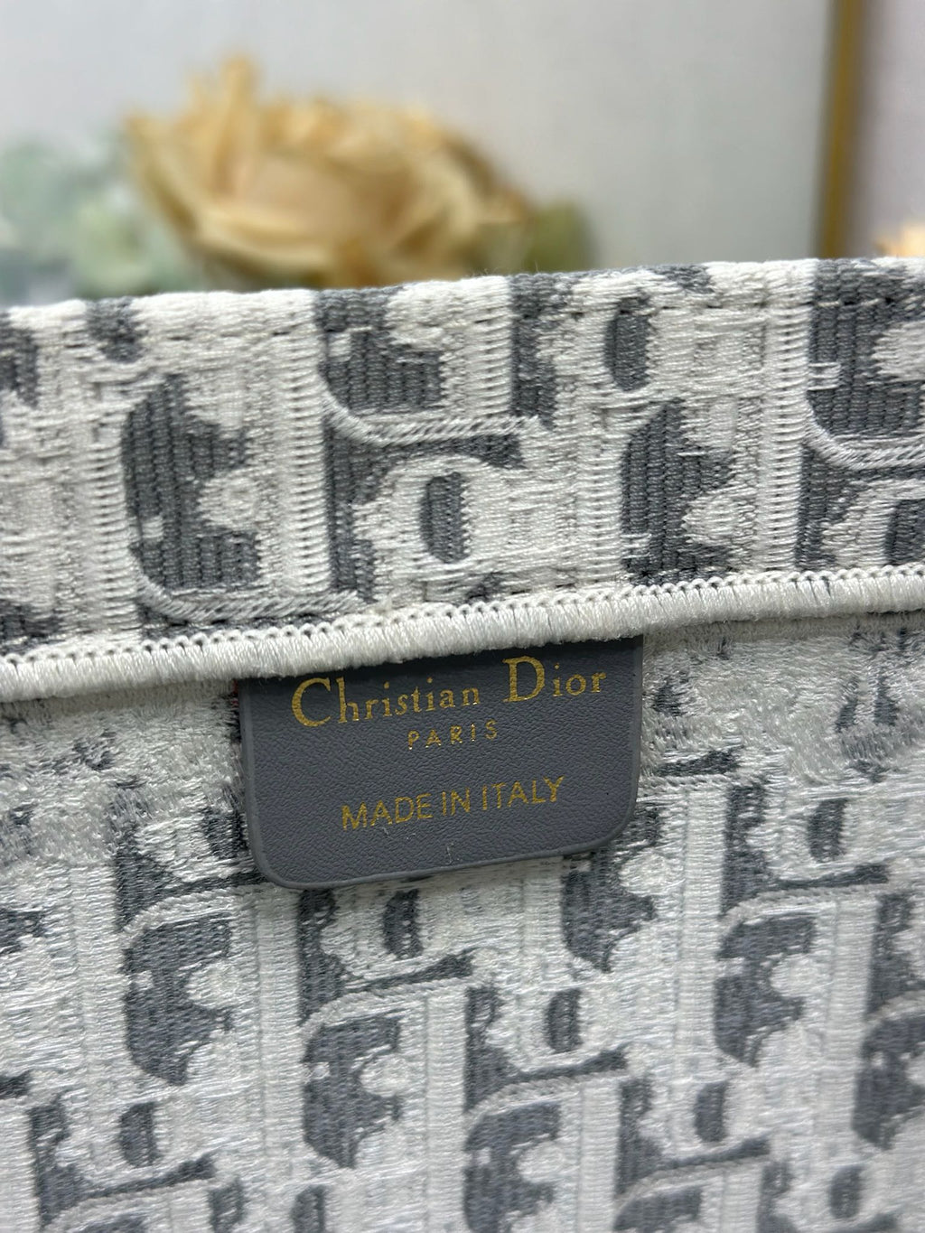 DIOR 26S BOOK TOTE BAG 42 IN GREY AND WHITE OBLIQUE JACQUARD