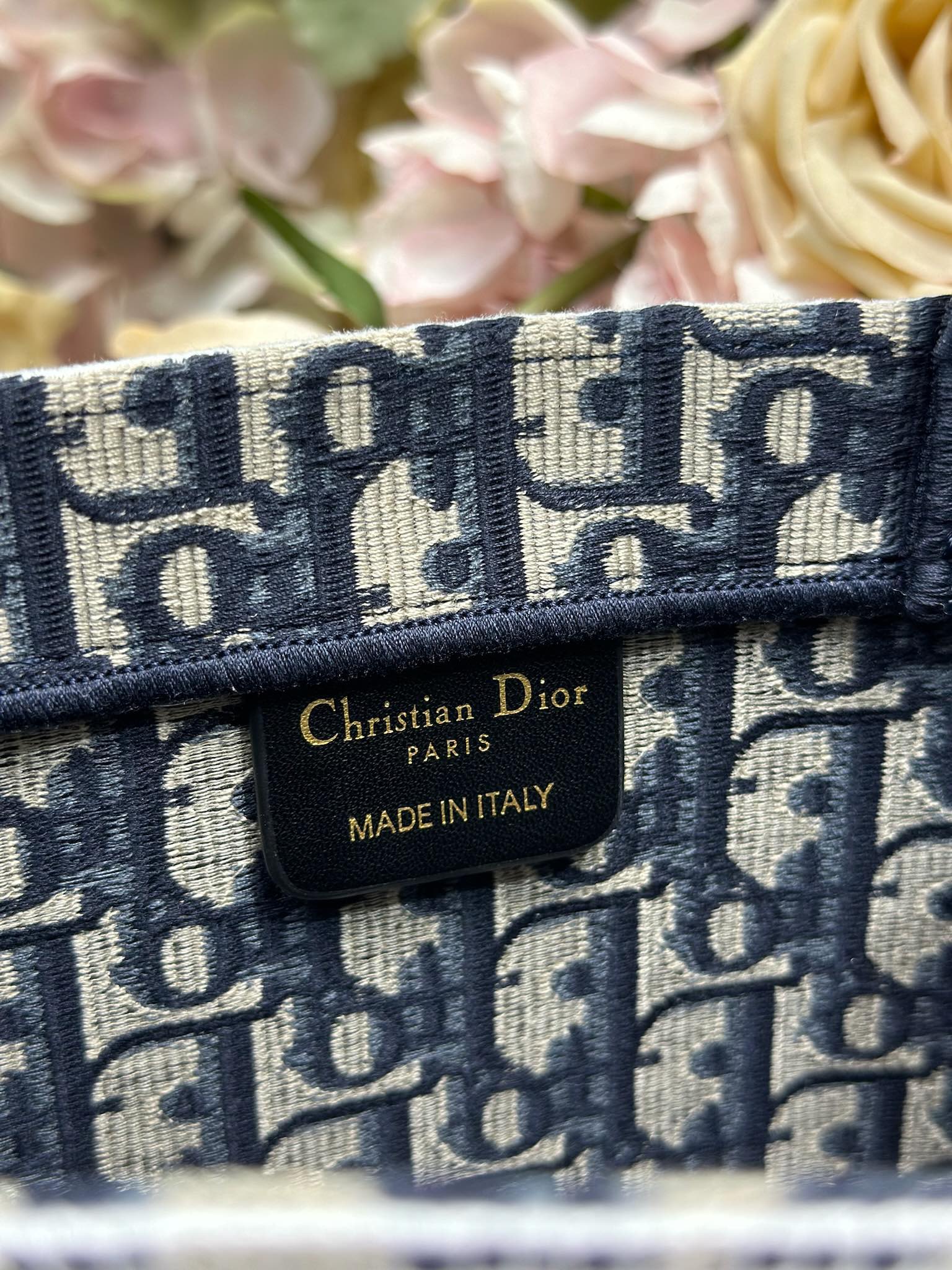 DIOR 26S BOOK TOTE BAG 26 IN NAVY BLUE AND BEIGE OBLIQUE FABRIC