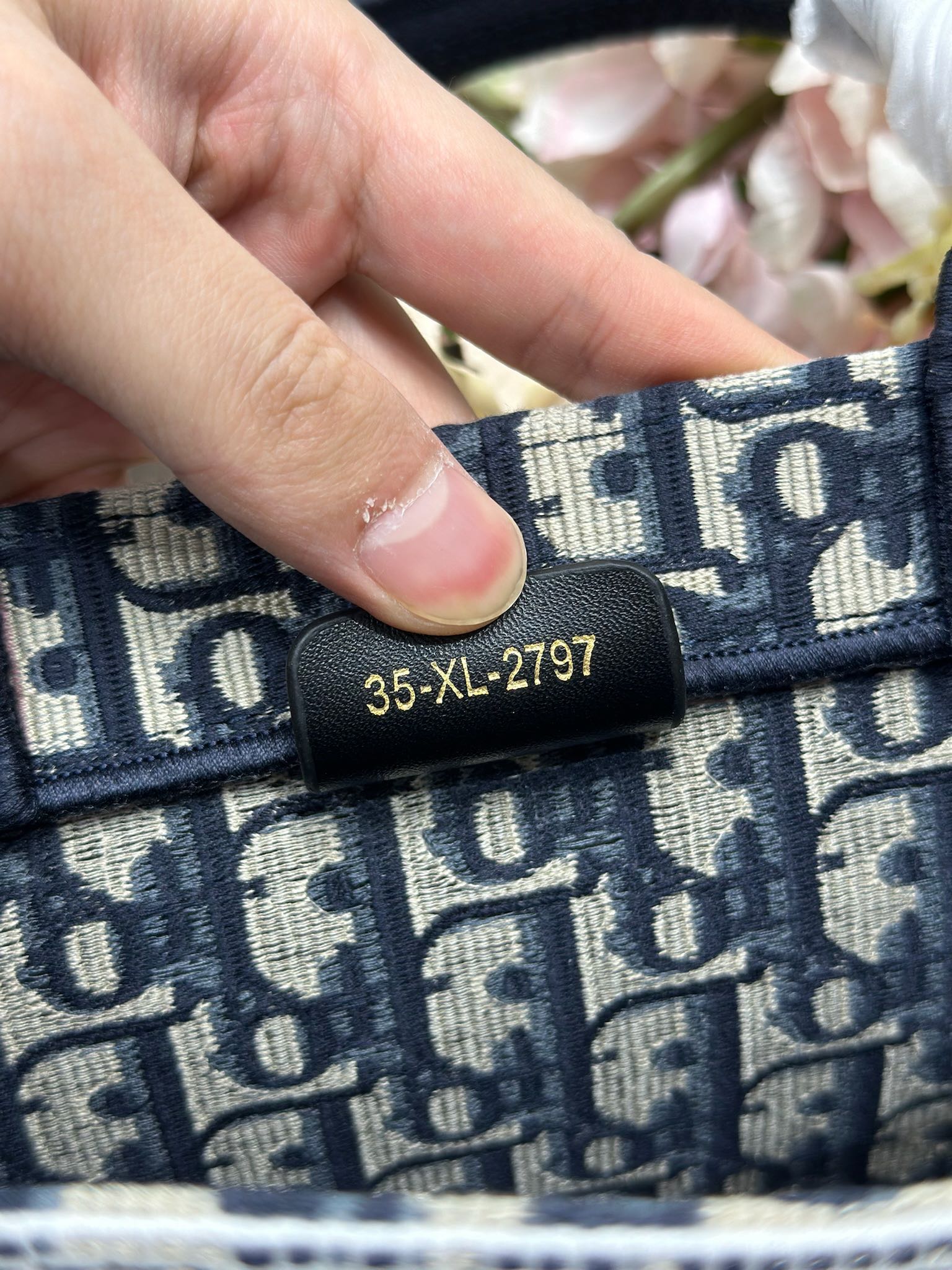 DIOR 26S BOOK TOTE BAG 26 IN NAVY BLUE AND BEIGE OBLIQUE FABRIC