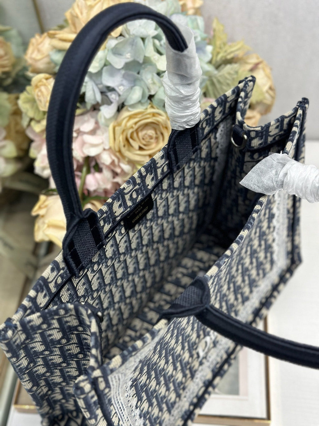 DIOR 26S BOOK TOTE BAG 36 IN NAVY BLUE AND BEIGE OBLIQUE FABRIC
