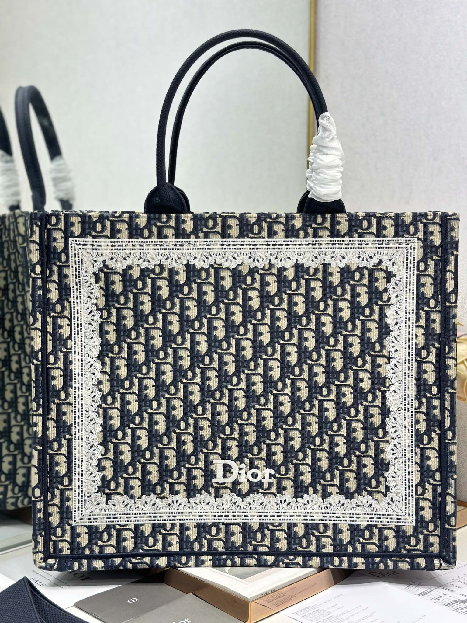 DIOR 26S BOOK TOTE BAG 42 IN NAVY BLUE AND BEIGE OBLIQUE FABRIC