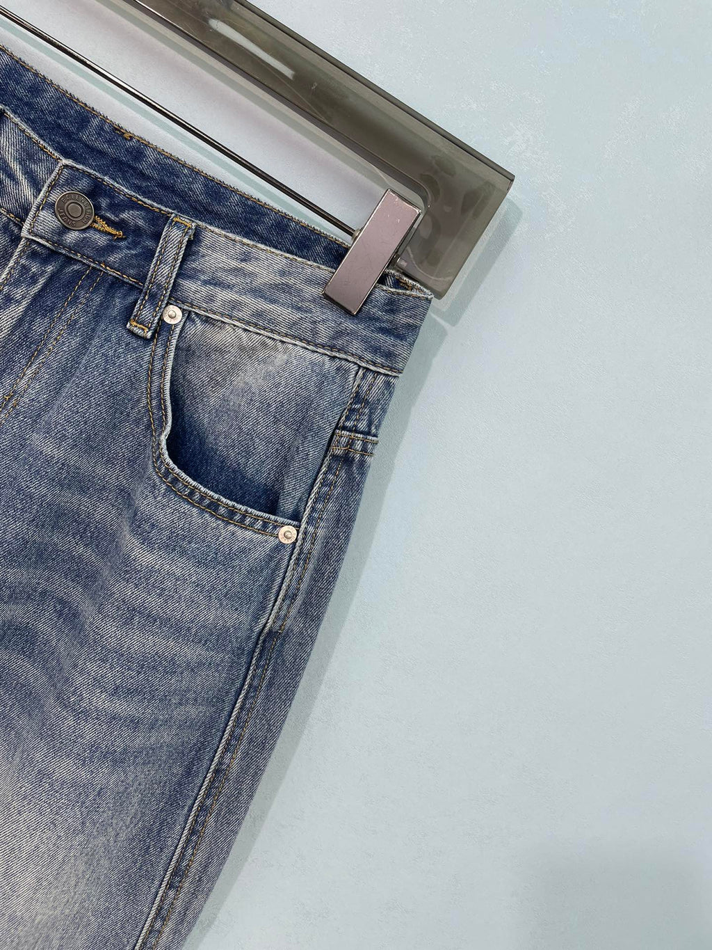 BALENCIAGA 26S WIDE LEG JEANS 006