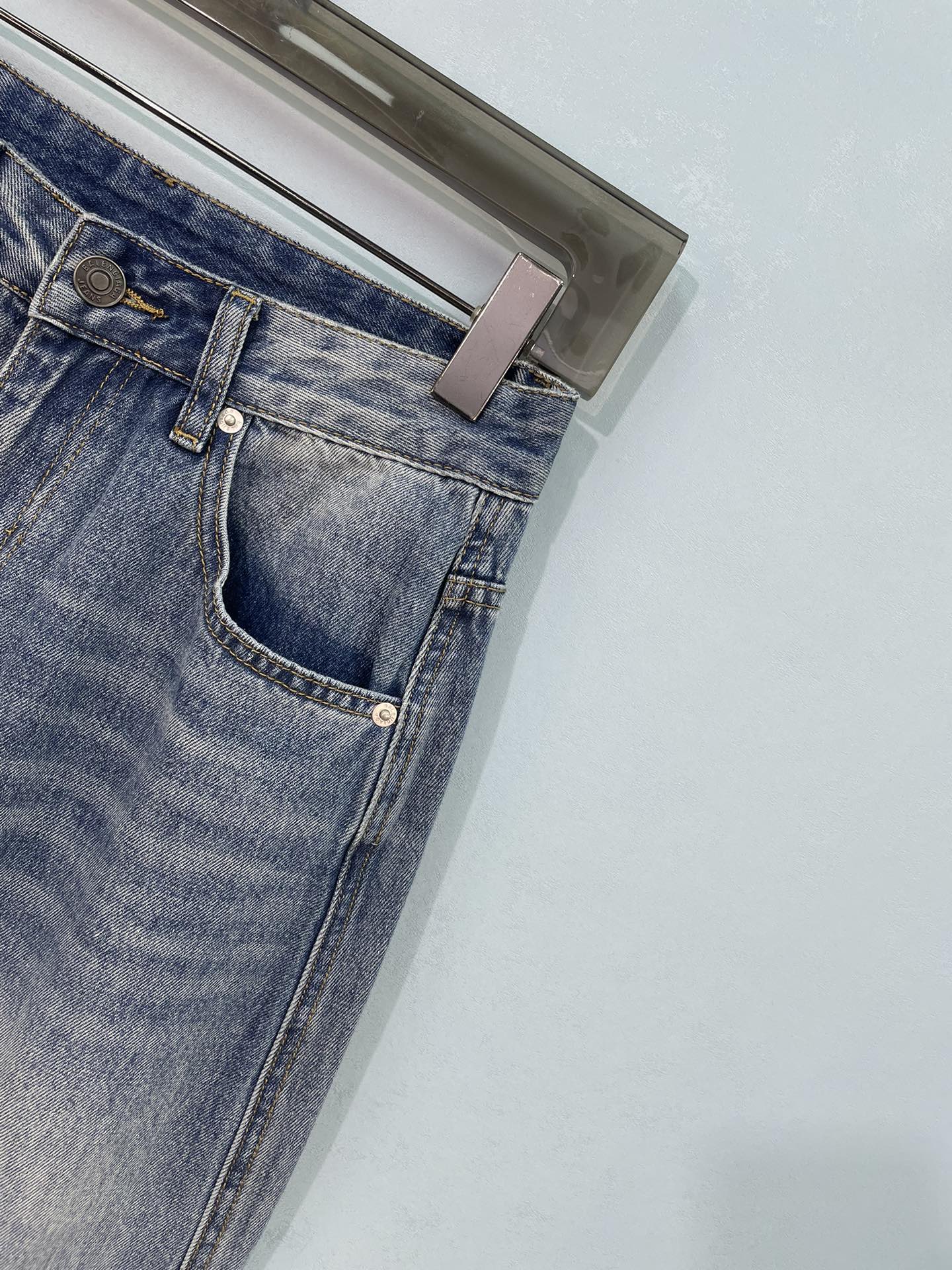 BALENCIAGA 26S WIDE LEG JEANS 006