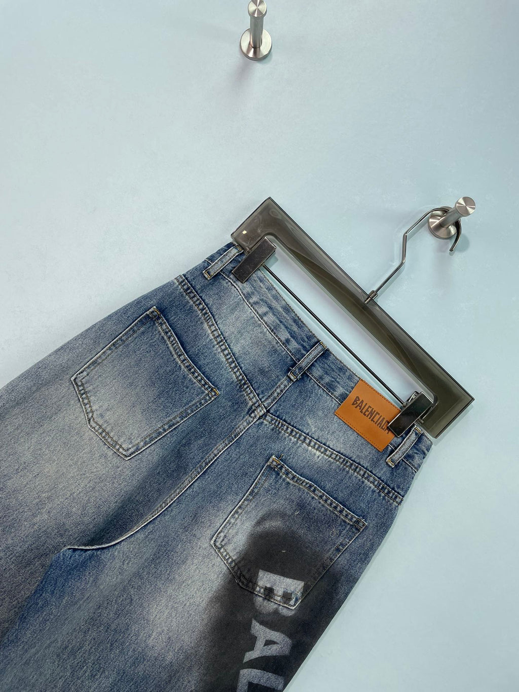 BALENCIAGA 26S WIDE LEG JEANS 006