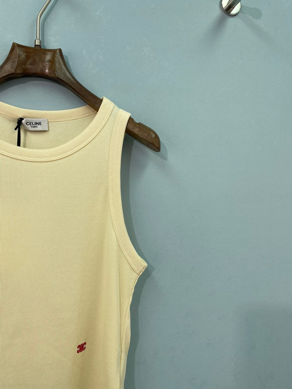 CELINE 26S SLEEVELESS KNIT TOP 388