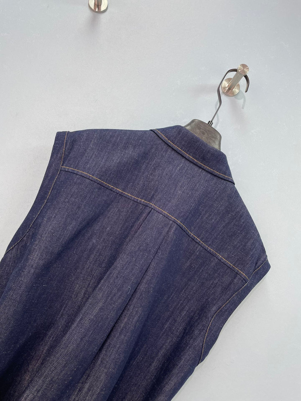CELINE 26S SLEEVELESS COLLARED DRESS 419
