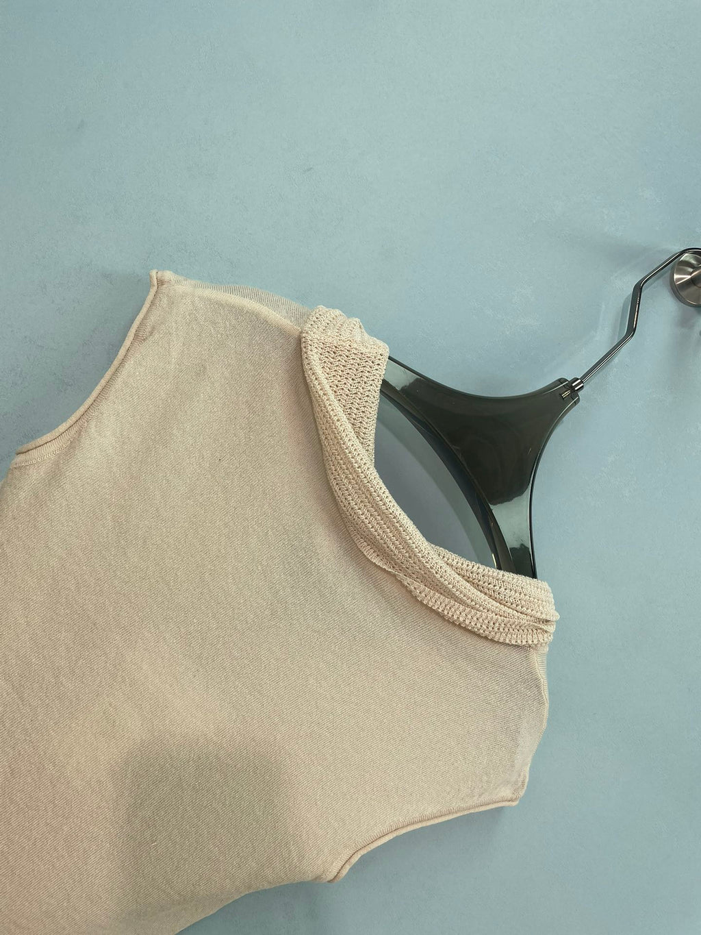 CHANEL 26S SLEEVELESS KNIT TOP 1402