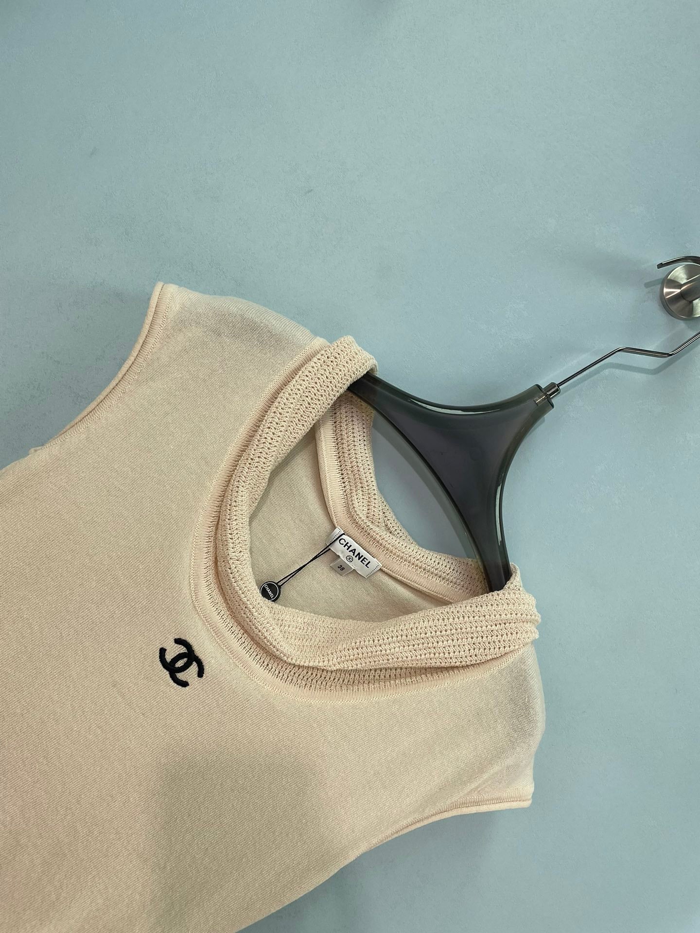 CHANEL 26S SLEEVELESS KNIT TOP 1402
